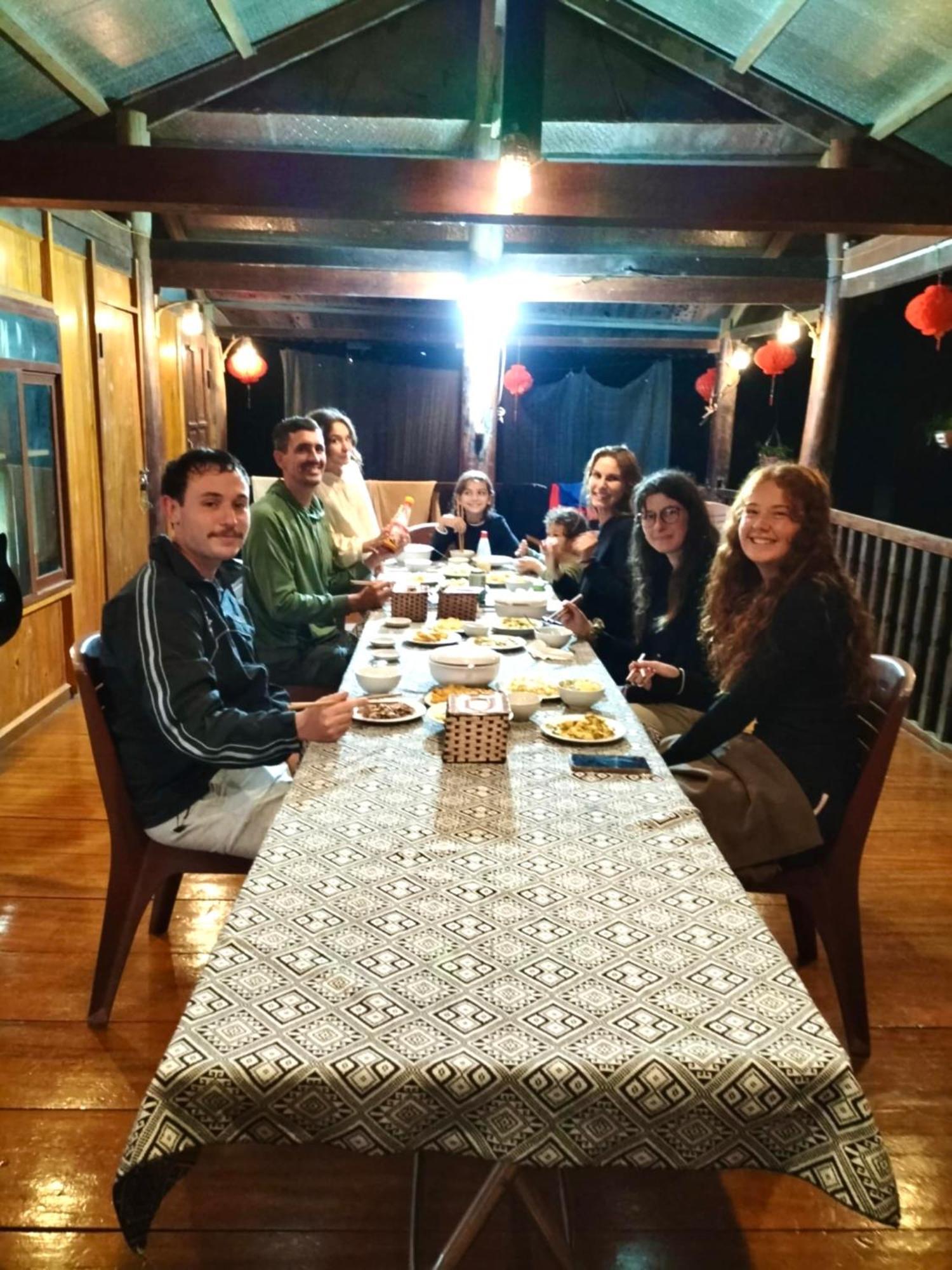Ba Be Lake-Huyen Hao Homestay Екстер'єр фото